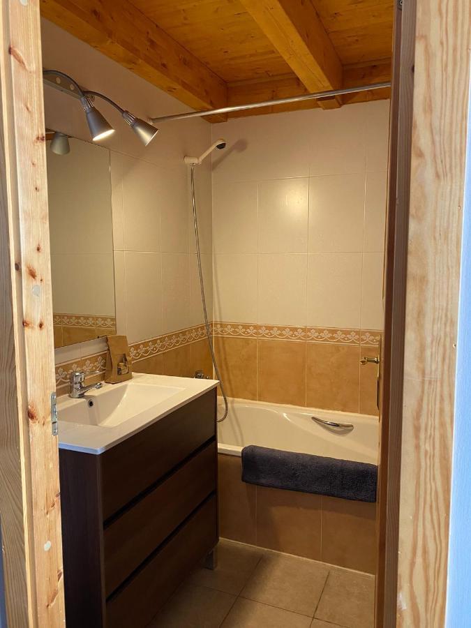 Acogedora Buardilla Duplex 6 Pax Apartment อินเกลส ภายนอก รูปภาพ