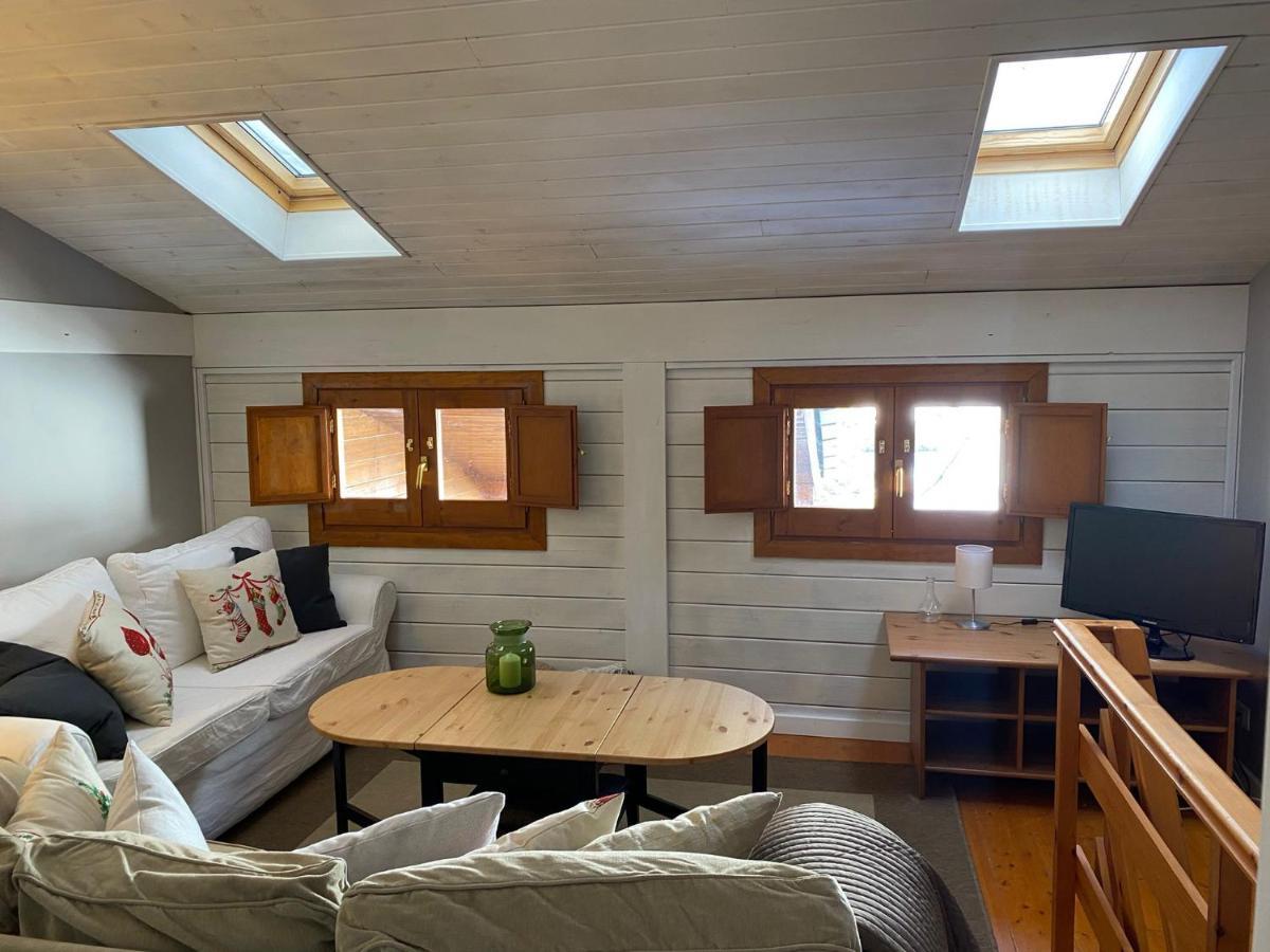 Acogedora Buardilla Duplex 6 Pax Apartment อินเกลส ภายนอก รูปภาพ